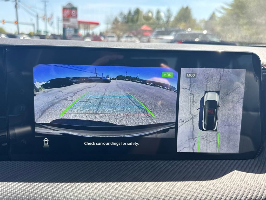 Certified 2025 Nissan Kicks SR image 22