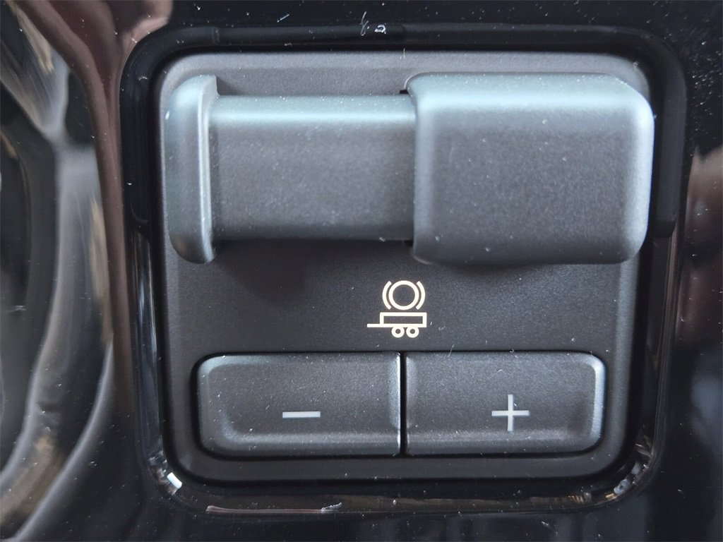 New 2026 Chevrolet Silverado 1500 ZR2 image 18