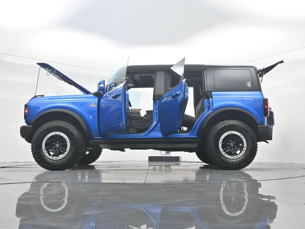 Used 2024 Ford Bronco Outer Banks w/ Sasquatch Package AWD/4WD image 53