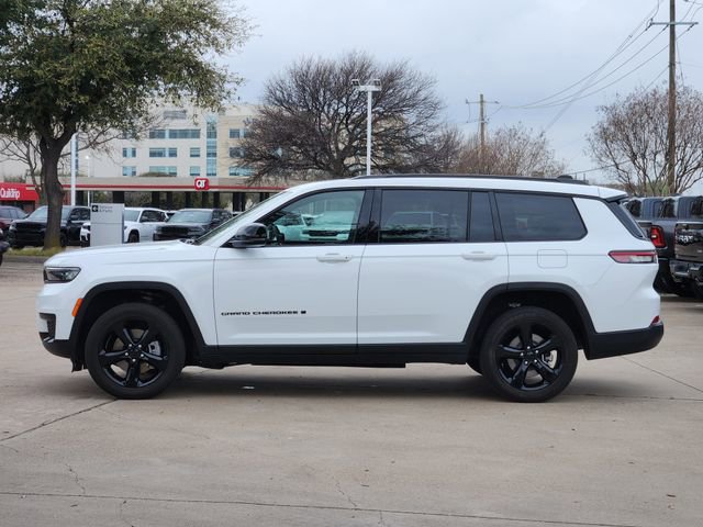 Certified 2025 Jeep Grand Cherokee L Laredo AWD/4WD image 4