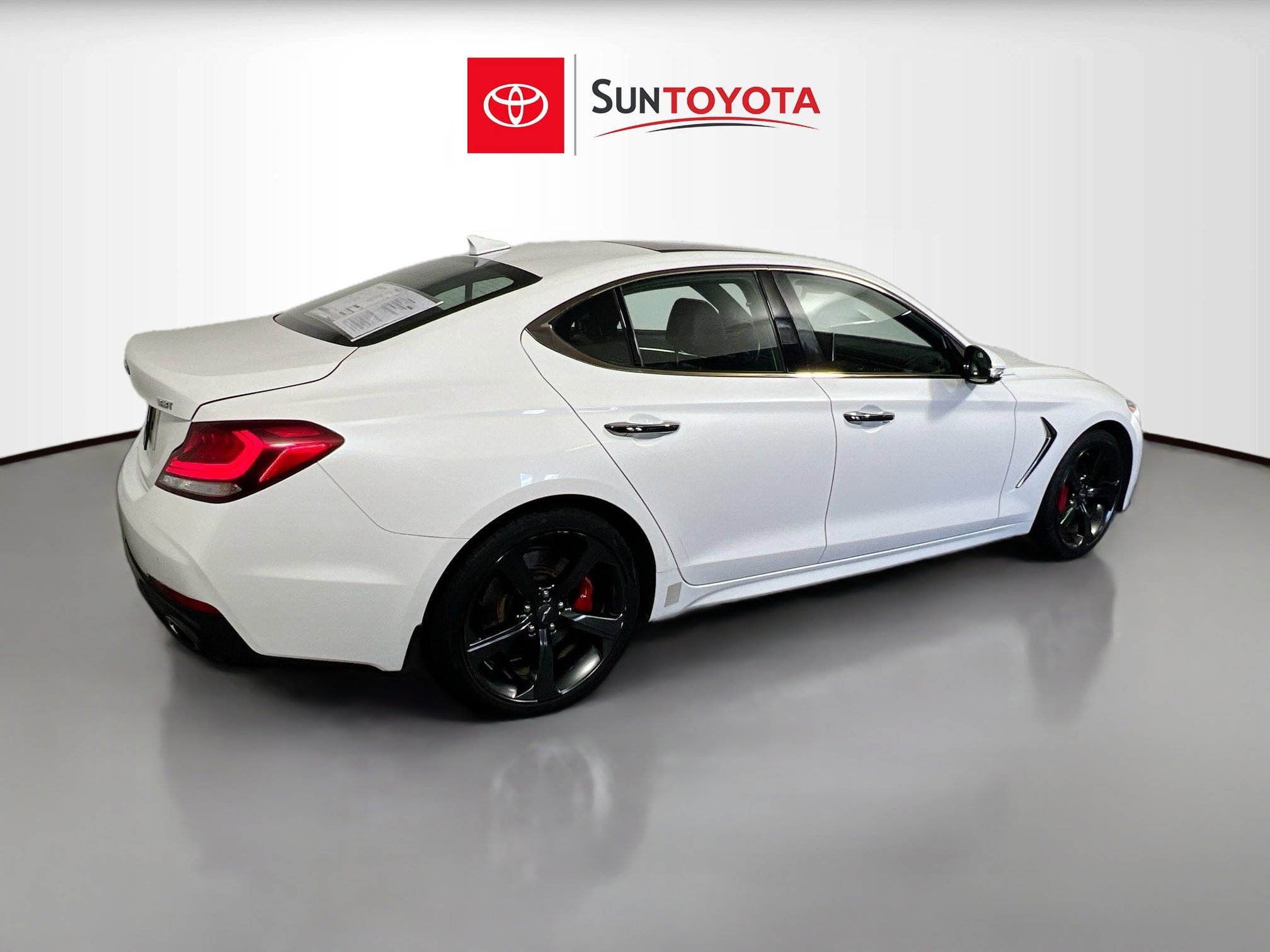 Used 2020 Genesis G70 3.3T w/ Sport Package image 4