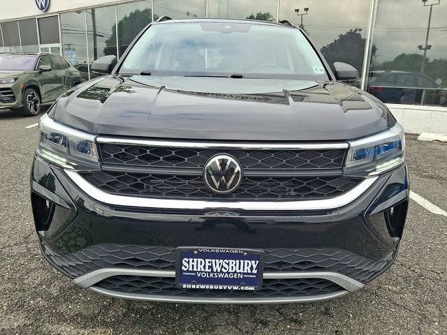 Used 2023 Volkswagen Taos S w/ Driver Assistance Package AWD/4WD image 2