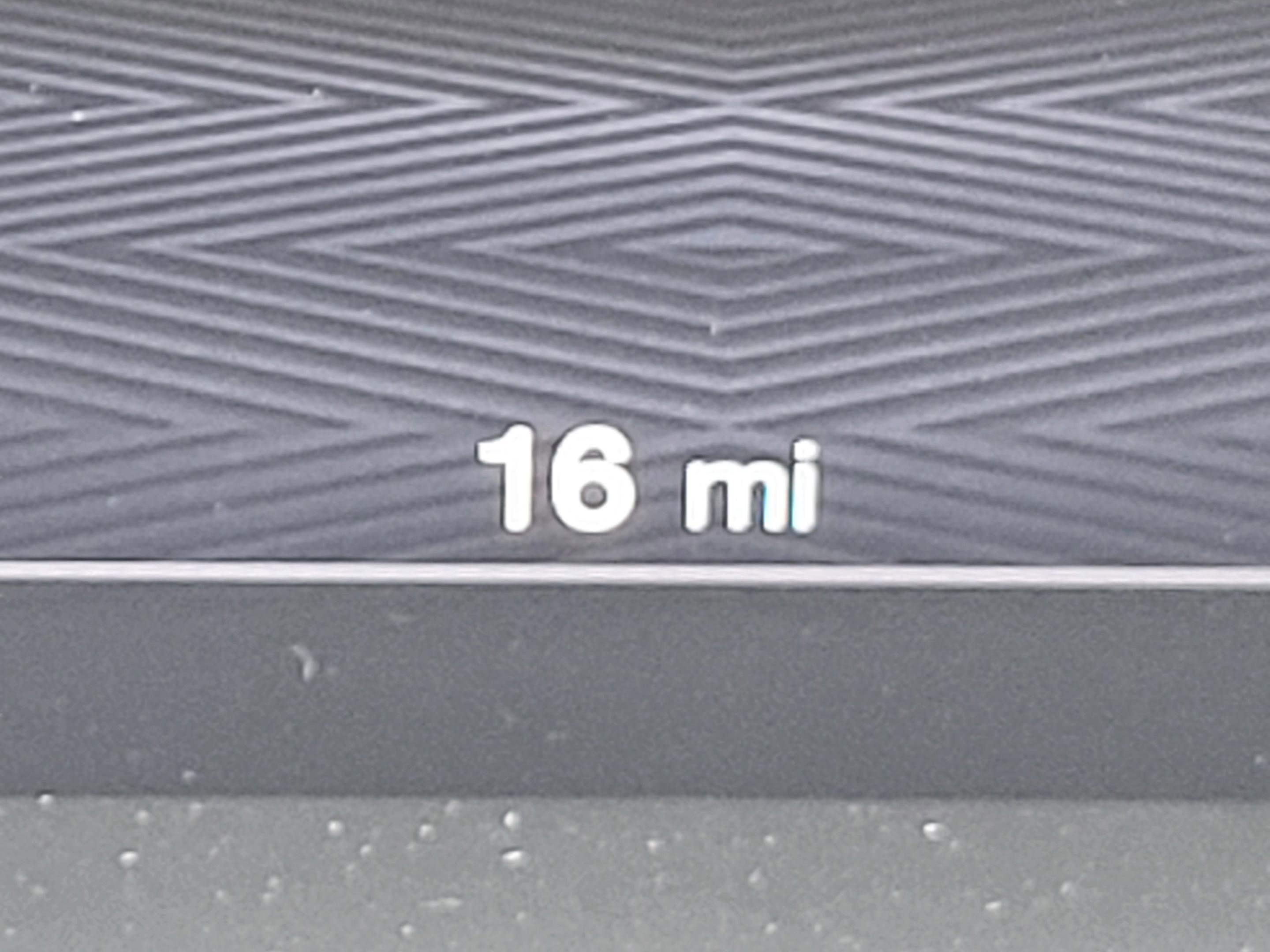 New 2025 Alfa Romeo Stelvio Sprint image 10