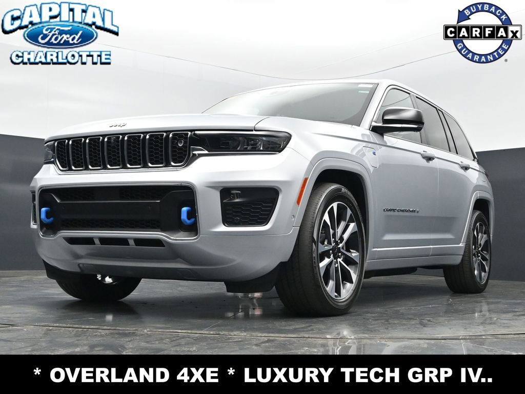Used 2022 Jeep Grand Cherokee Overland w/ Advanced Protech Group III AWD/4WD image 23