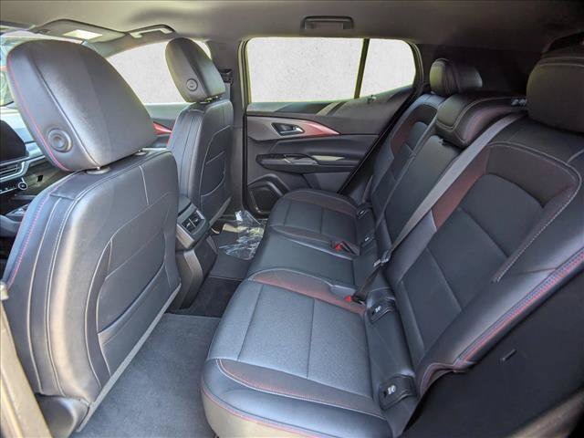 Used 2024 Chevrolet Equinox EV RS FWD image 18