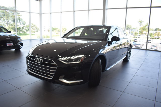 Used 2022 Audi A4 2.0T Premium Plus AWD/4WD image 3