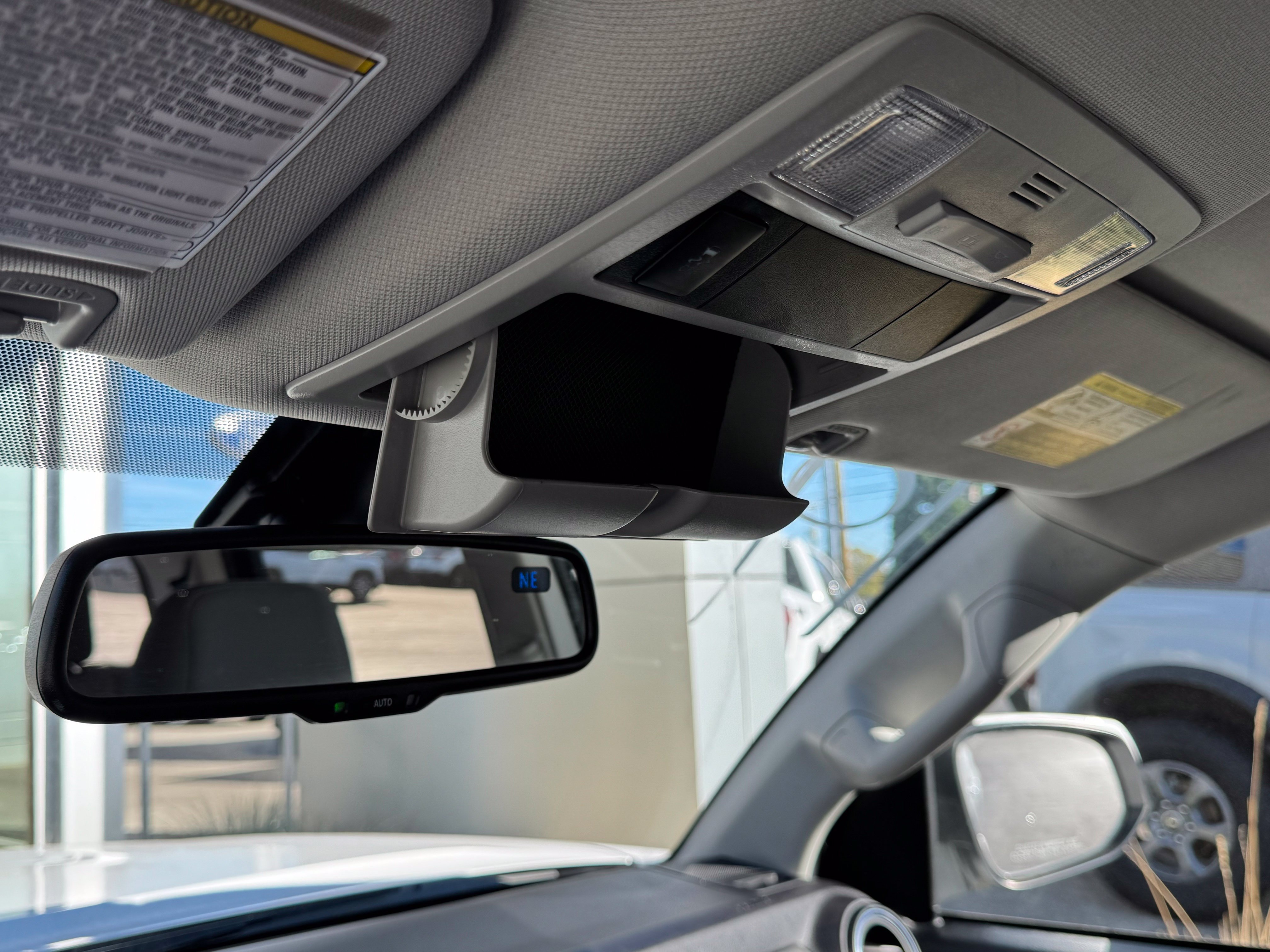 Used 2019 Toyota Tacoma SR5 AWD/4WD image 50