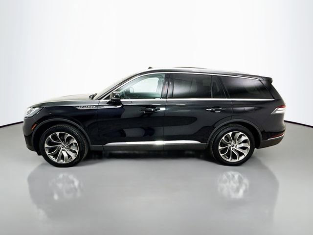 Used 2025 Lincoln Aviator Reserve image 4