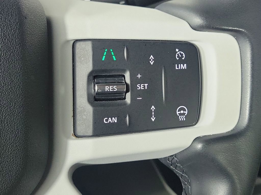 Used 2025 Land Rover Defender 110 S AWD/4WD image 10