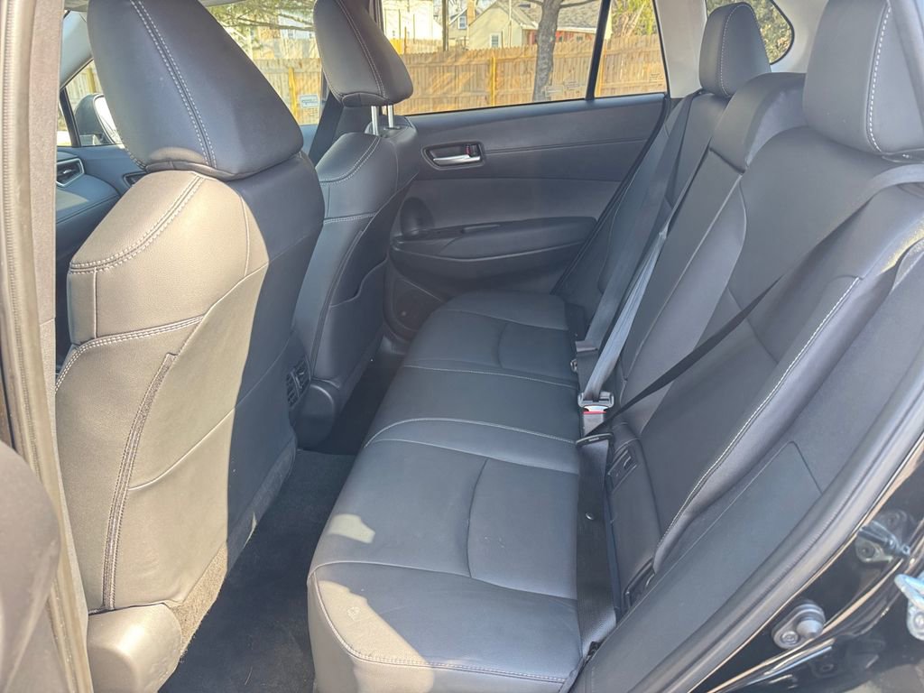 Used 2023 Toyota Corolla Cross XLE w/ Convenience Package image 18
