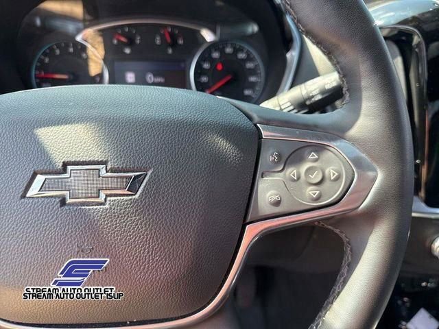 Used 2023 Chevrolet Traverse RS image 44