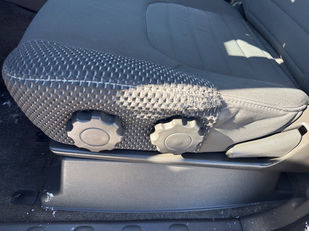 Used 2017 Nissan Frontier PRO-4X image 15