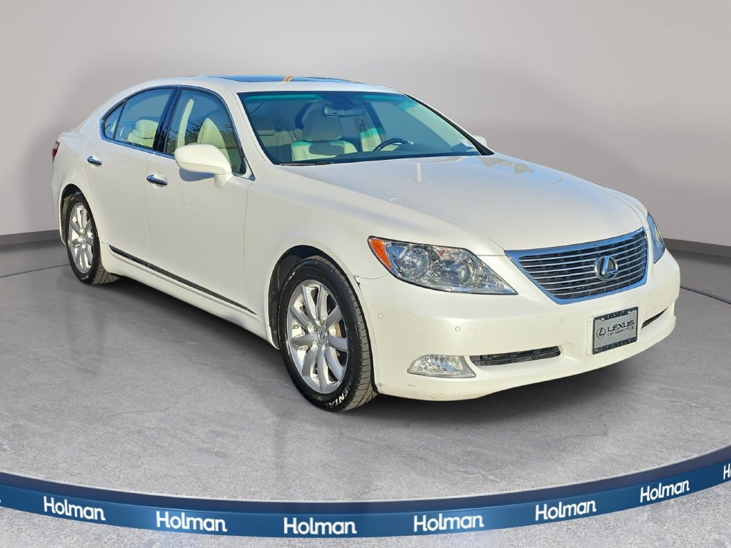 Used 2008 Lexus LS 460 RWD image 4