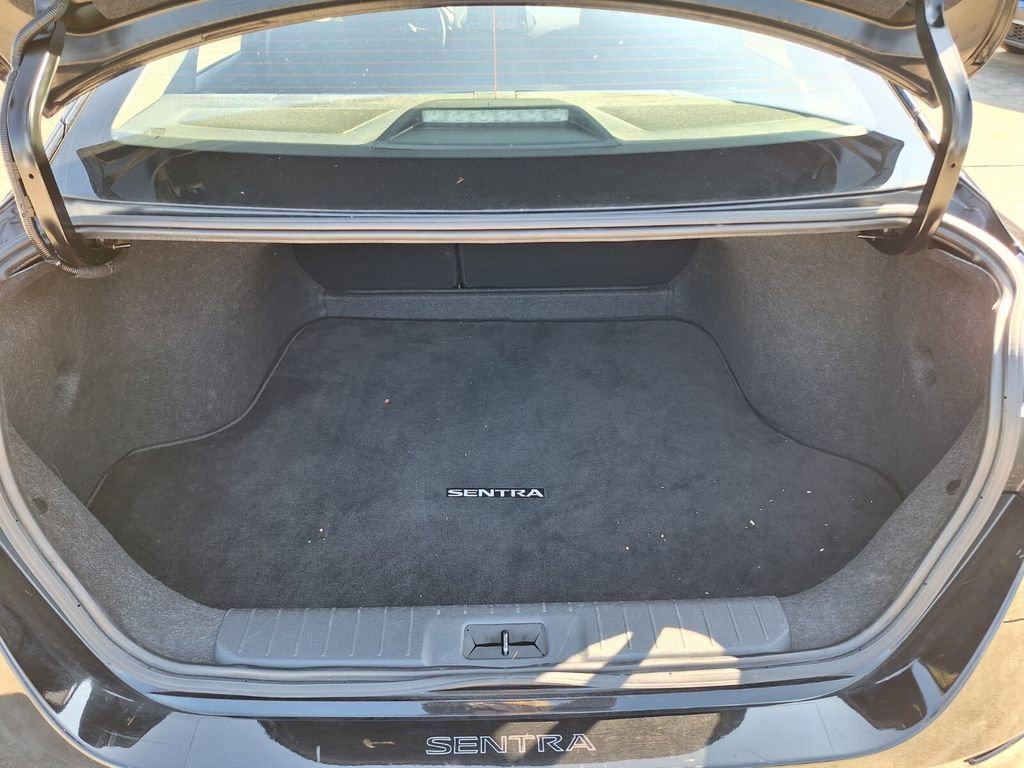 Used 2024 Nissan Sentra S image 25