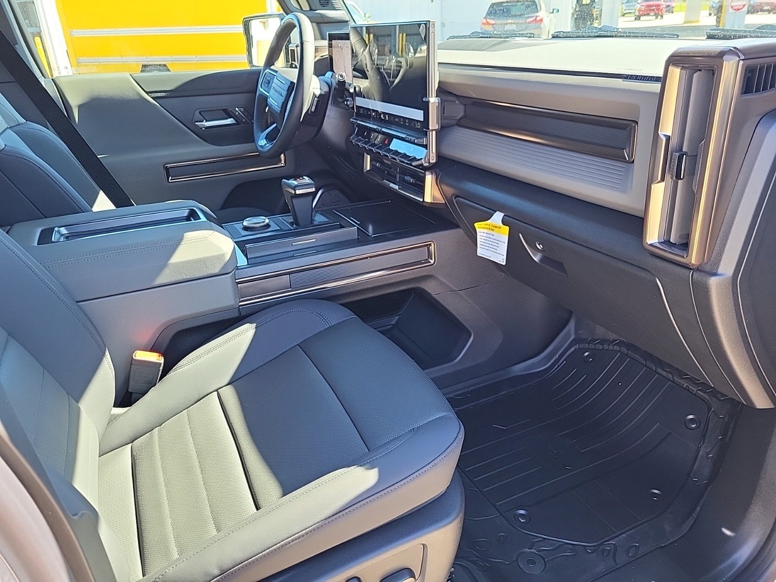 New 2025 GMC Hummer EV 2X w/ Extreme Off-Road Package image 9