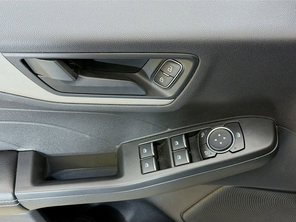 Used 2022 Ford Escape SE image 28