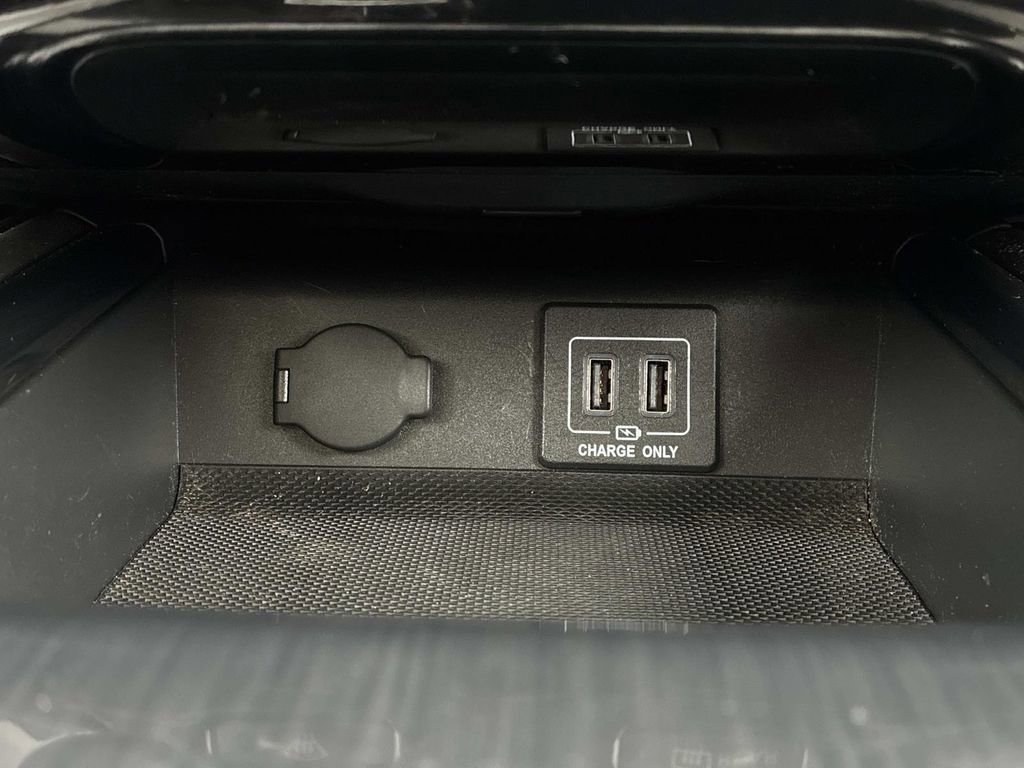 Used 2018 Nissan Pathfinder S image 31