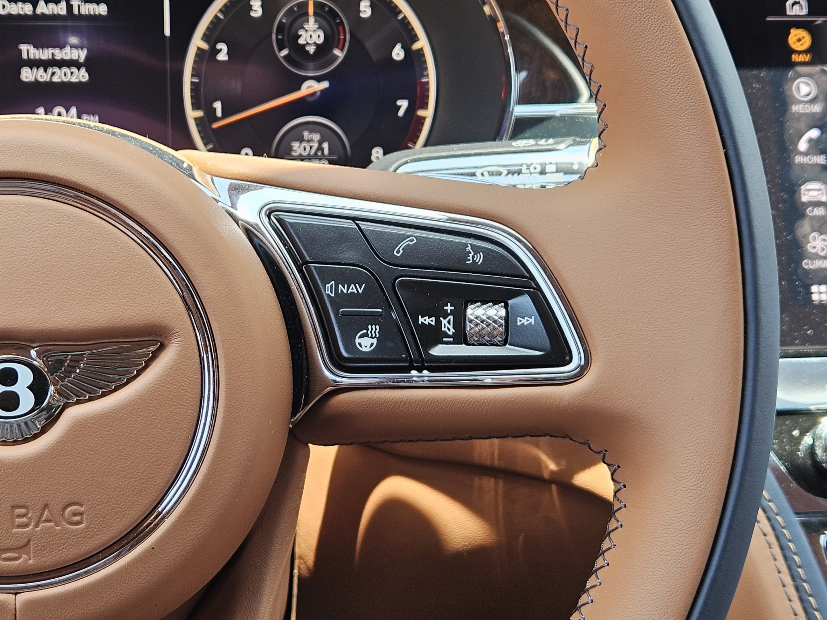 Used 2022 Bentley Flying Spur V8 AWD/4WD image 30