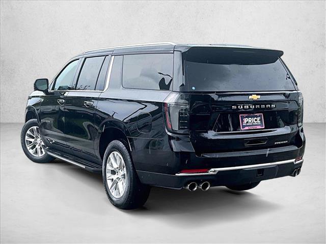 Used 2025 Chevrolet Suburban Premier RWD image 13