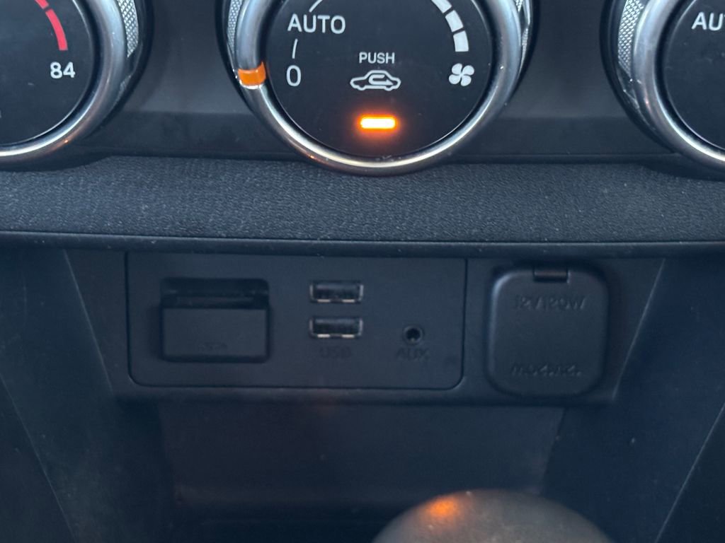 Used 2019 MAZDA CX-3 Touring image 16