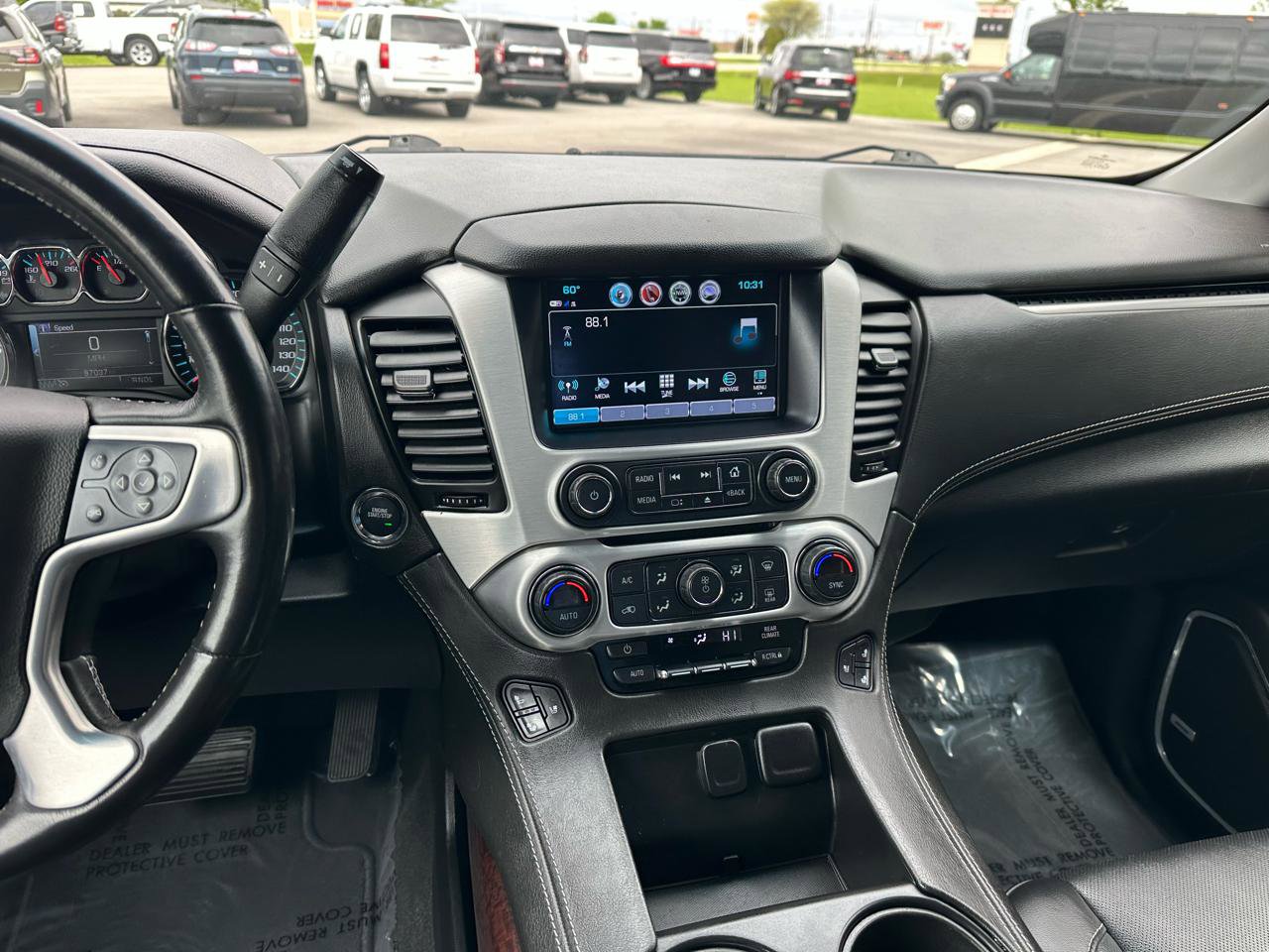 Used 2020 GMC Yukon XL SLT AWD/4WD image 12