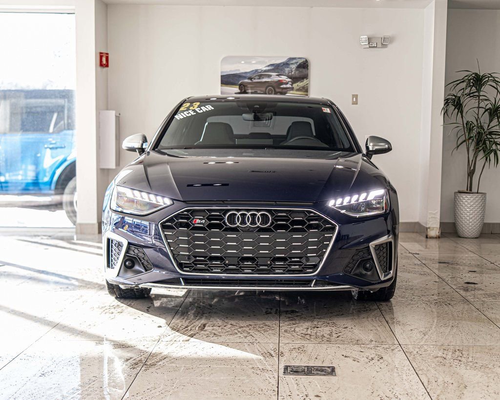 Used 2023 Audi S4 Premium w/ Convenience Package image 3