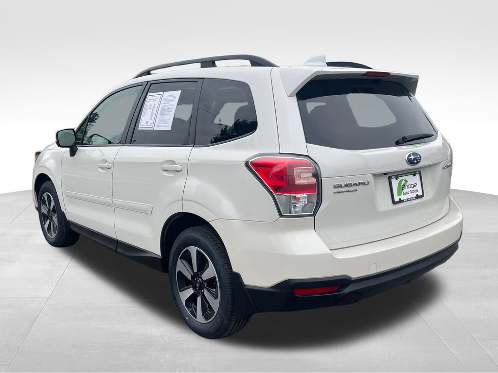 Used 2018 Subaru Forester 2.5i Premium AWD/4WD image 6