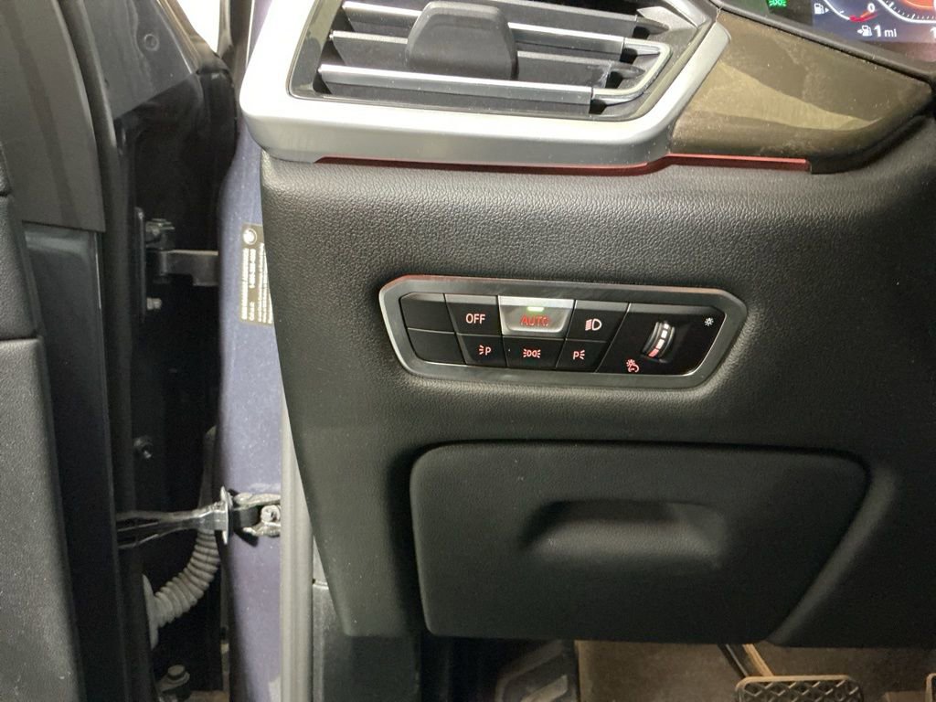 Certified 2022 BMW X5 xDrive40i w/ Premium Package AWD/4WD image 17