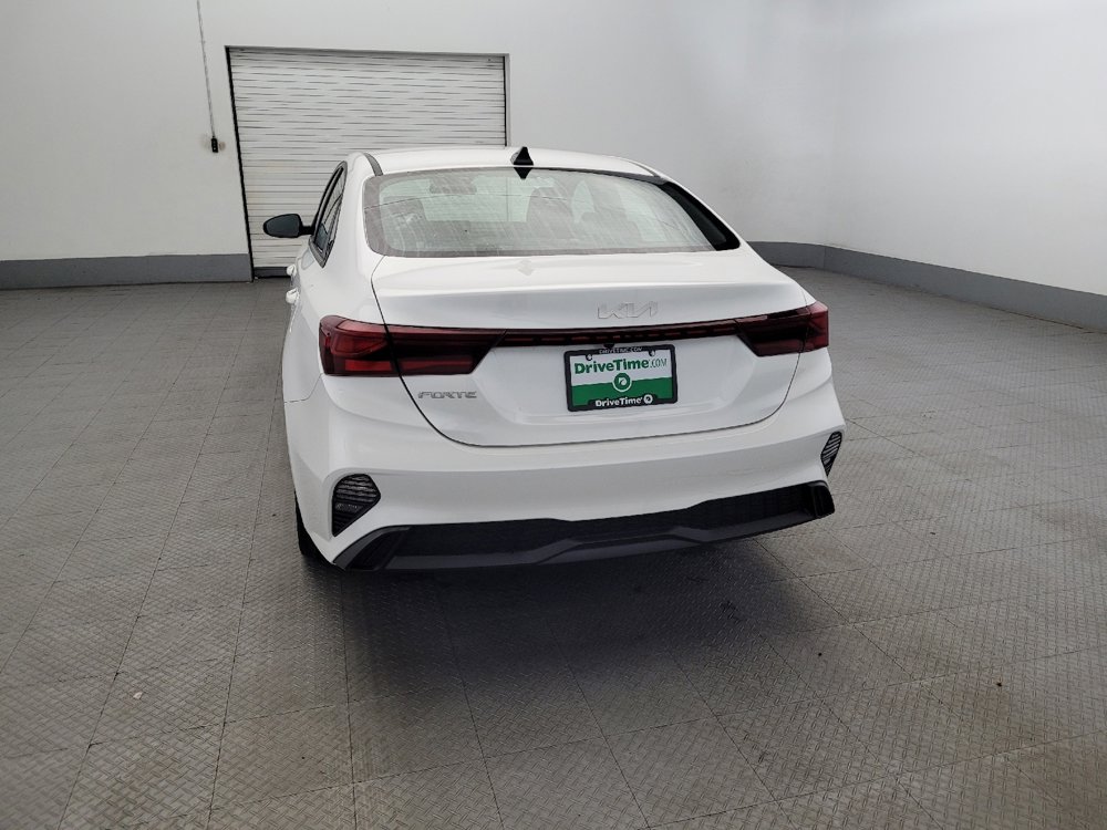 Used 2023 Kia Forte LXS image 6