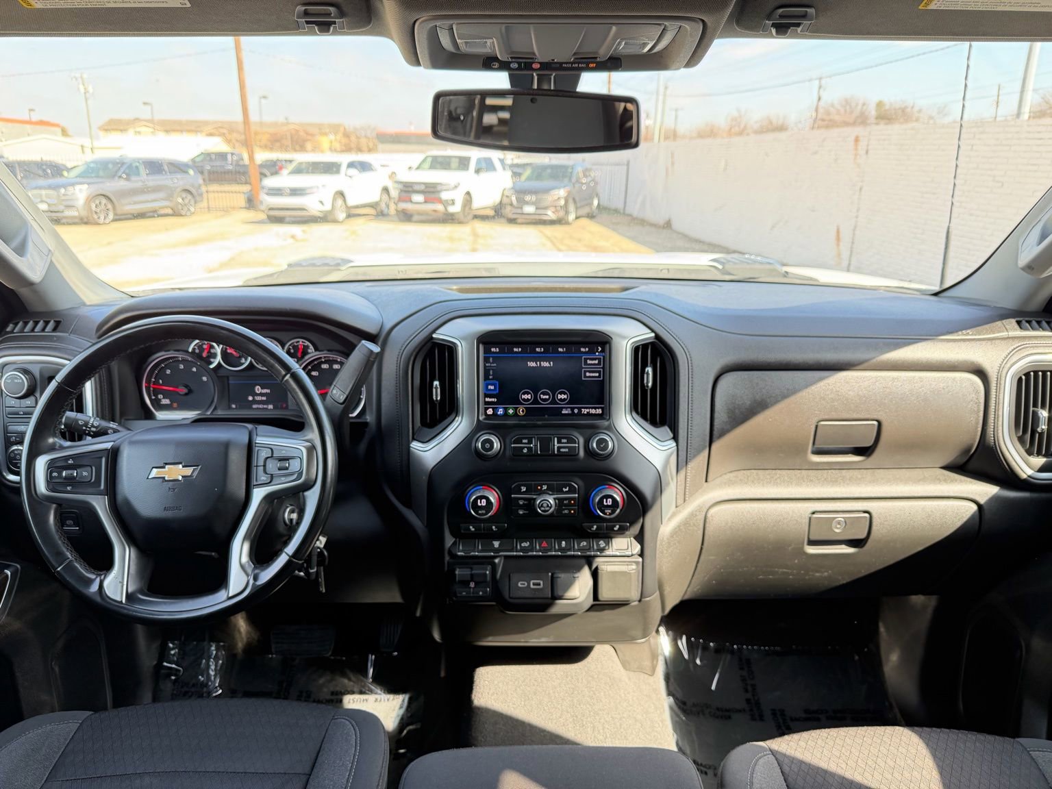 Used 2023 Chevrolet Silverado 2500 LT image 12