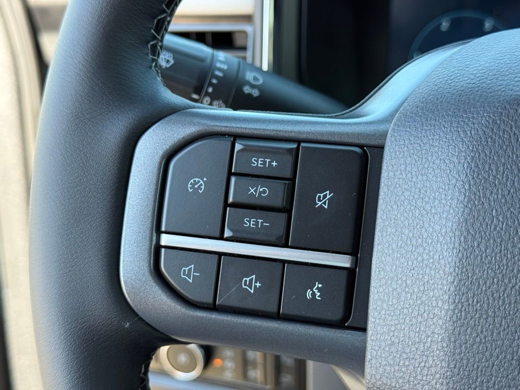 New 2026 Ford F250 4x4 Crew Cab Super Duty image 15
