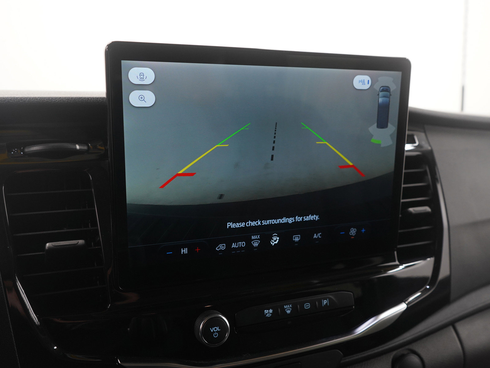 Used 2024 Ford Transit 350 XLT image 21