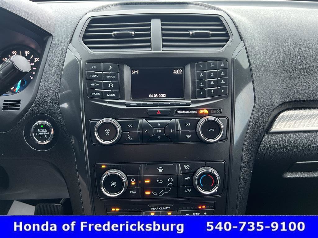 Used 2019 Ford Explorer XLT w/ Class III Trailer Tow Package image 21