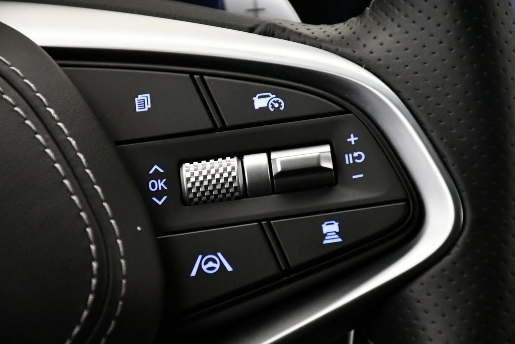 Used 2025 Genesis GV70 3.5T Sport w/ Sport Advanced Package image 25