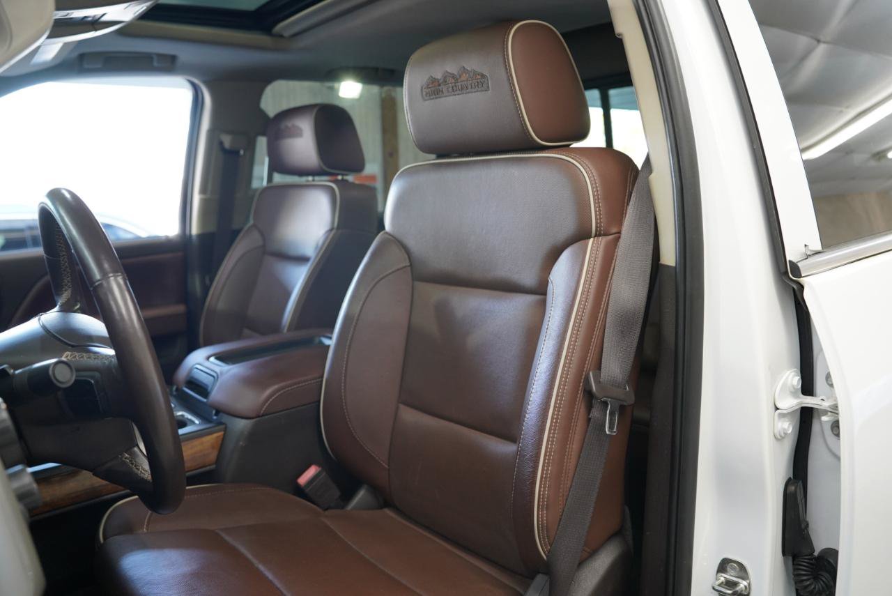 Used 2015 Chevrolet Silverado 2500 High Country w/ Duramax Plus Package AWD/4WD image 25