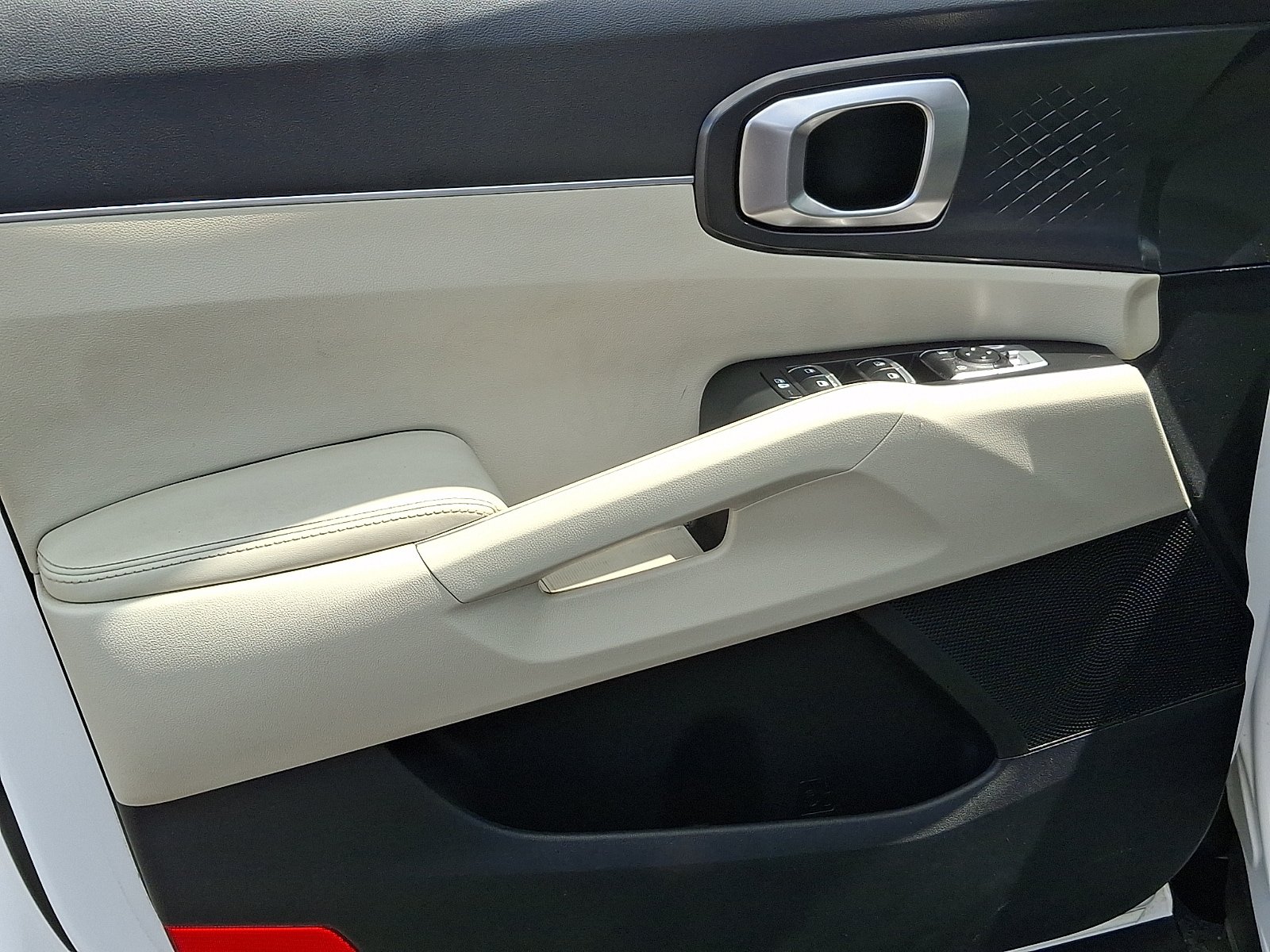 Used 2021 Kia Sorento S w/ Panoramic Sunroof Package FWD image 13