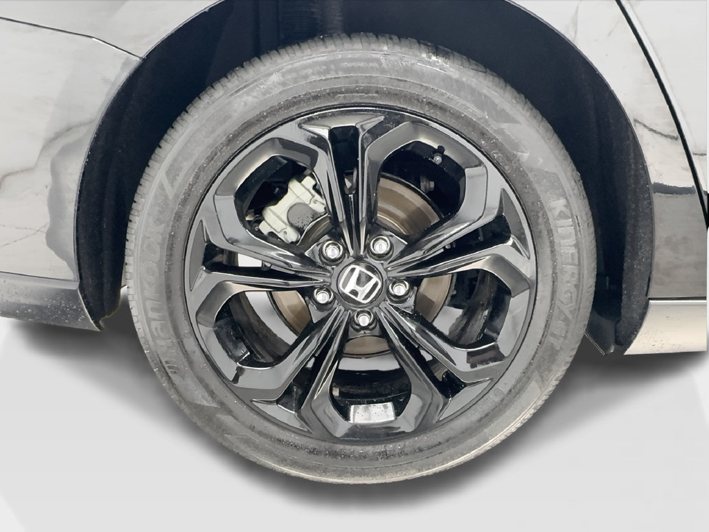 Used 2025 Honda Accord SE image 15