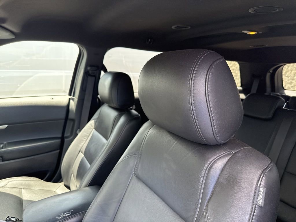 Used 2015 Ford Explorer XLT w/ Equipment Group 202B image 2