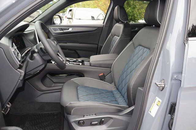 New 2026 Volkswagen Atlas Cross Sport SEL Premium R-Line image 12