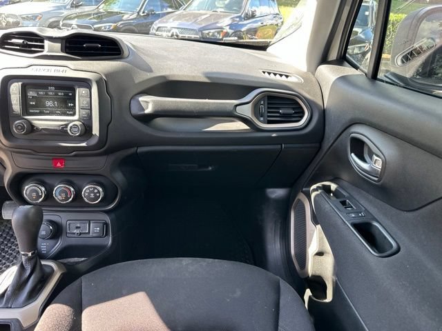 Used 2017 Jeep Renegade Sport w/ Power & Air Group AWD/4WD image 17