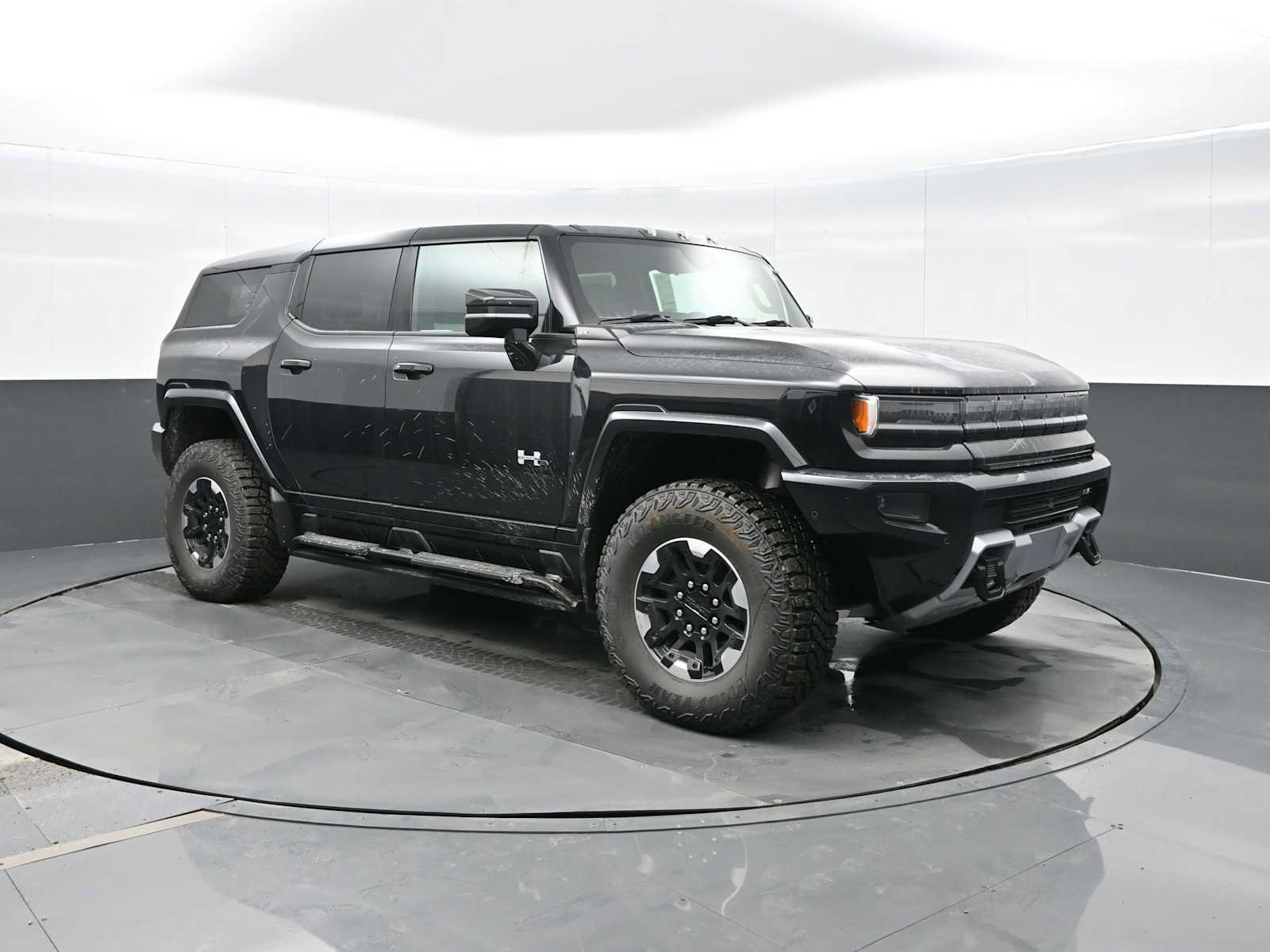 New 2024 GMC Hummer EV 2X w/ Extreme Off-Road Package AWD/4WD image 2