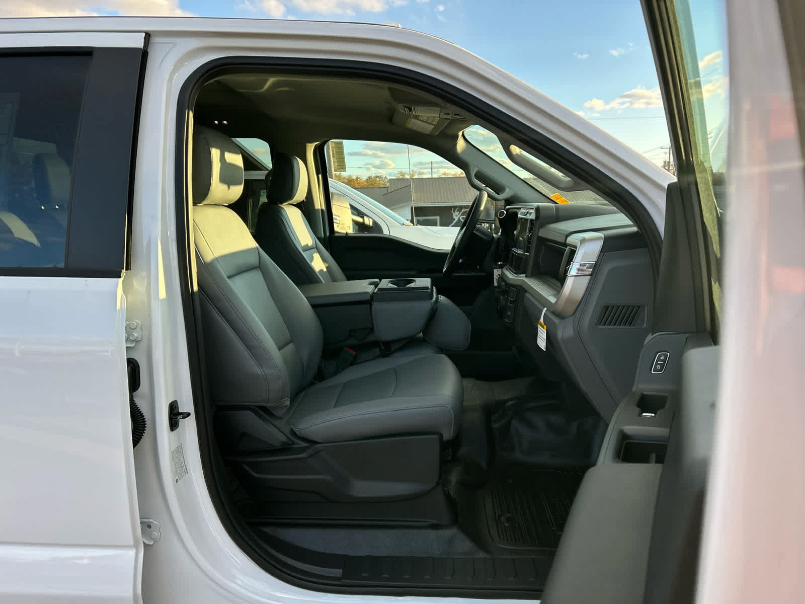 New 2026 Ford F450 XL w/ XL Chrome Package image 10