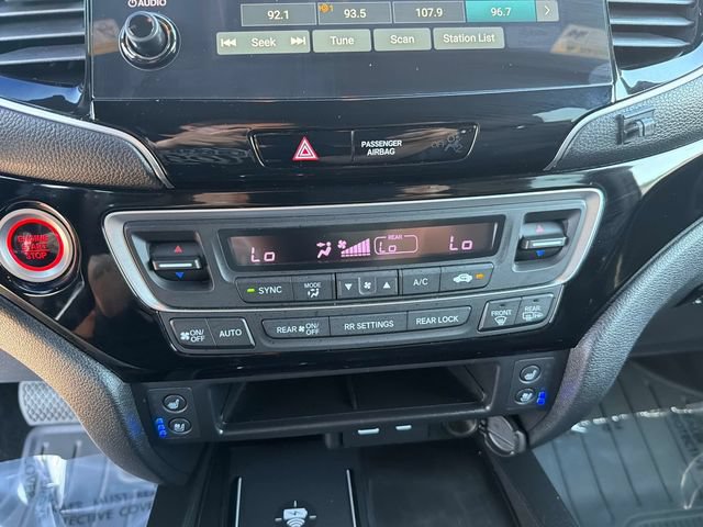 Used 2025 Honda Passport Black Edition image 30