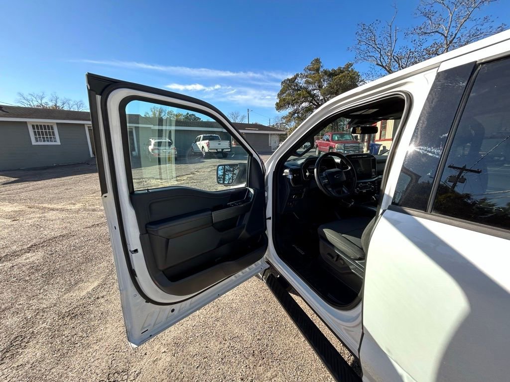 Used 2023 Ford F150 XLT w/ Equipment Group 302A High image 25