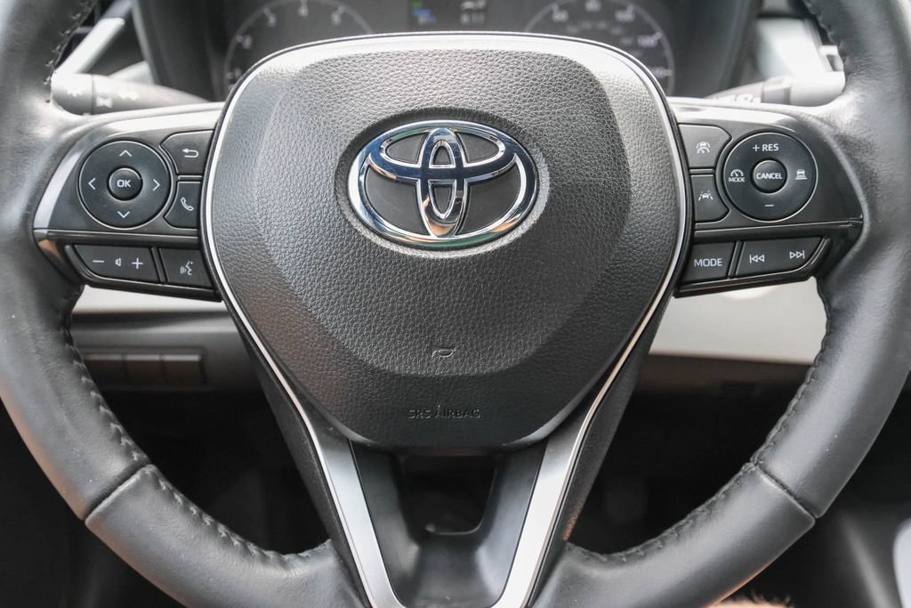 Used 2024 Toyota Corolla SE w/ SE Premium Package FWD image 20