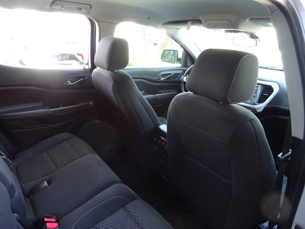 Used 2019 GMC Acadia SLE FWD image 20