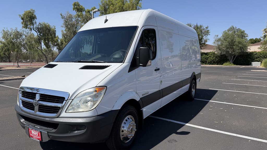 Used 2009 Dodge Sprinter 3500 RWD image 1