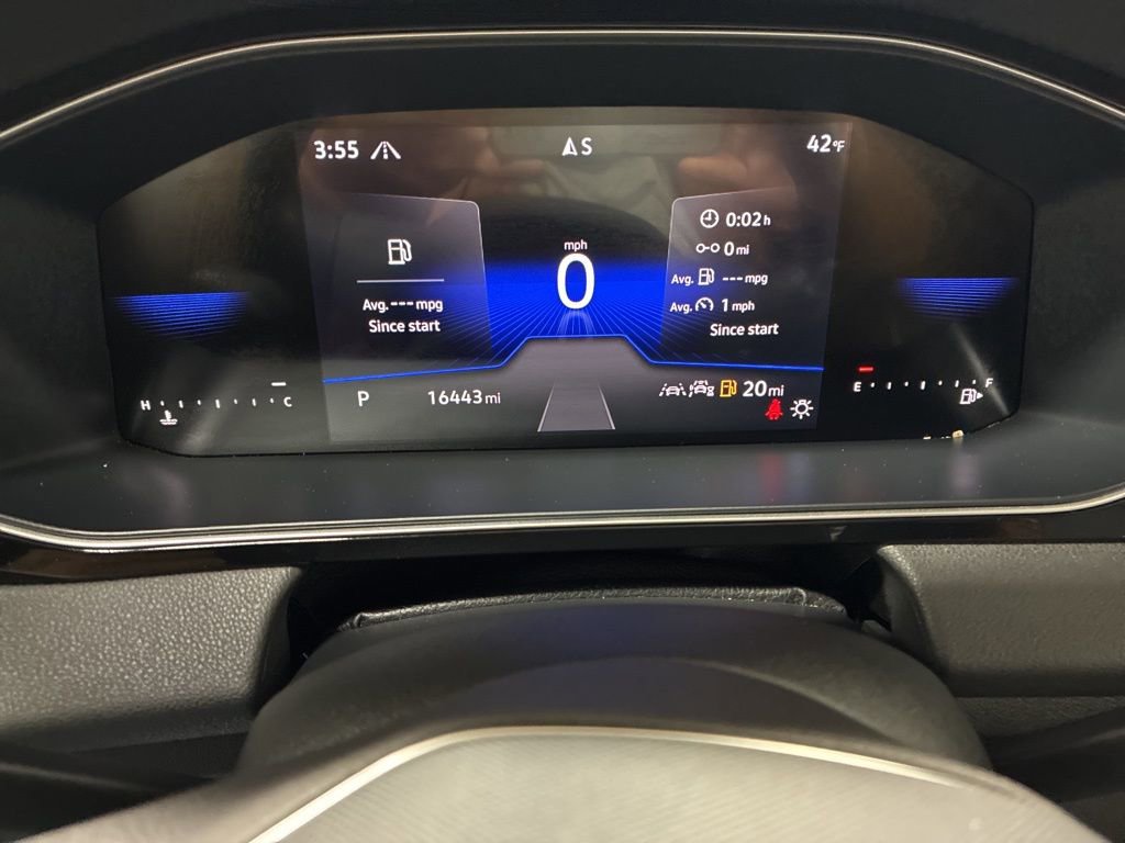 Used 2025 Volkswagen Jetta Sport image 14