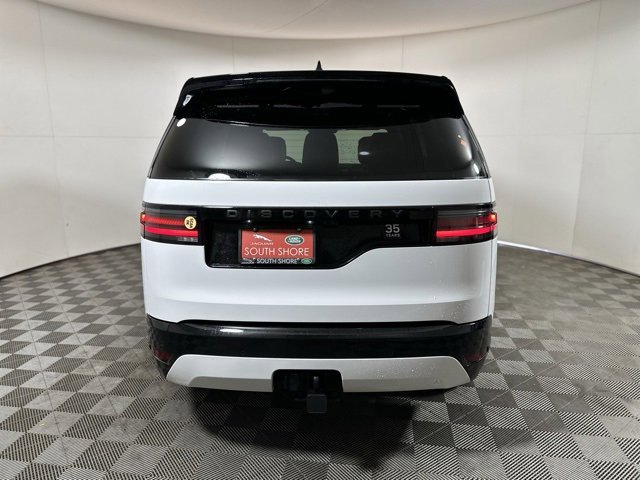 New 2025 Land Rover Discovery Dynamic SE image 6