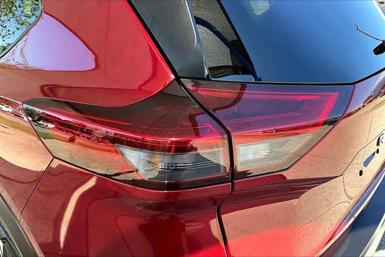 Used 2023 Nissan Rogue SV FWD image 29